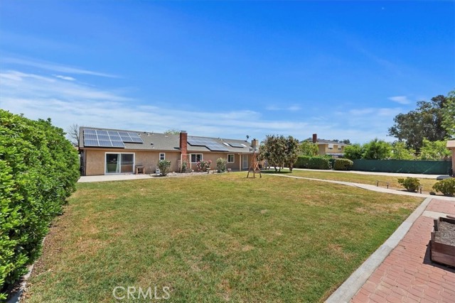 5485 SULPHUR Drive, Jurupa Valley CA: https://media.crmls.org/medias/d7a54c70-6b42-4036-a7d2-21868f784790.jpg