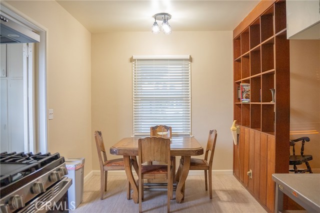 400 N Lee Avenue, Fullerton CA: https://media.crmls.org/medias/d7a653b2-ae12-459e-aad9-c460731e3c41.jpg