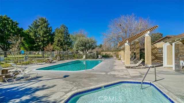 Detail Gallery Image 24 of 31 For 23943 via Rosa Linda, Valencia,  CA 91355 - 3 Beds | 2 Baths
