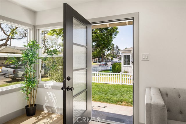 Detail Gallery Image 6 of 65 For 2510 Termino Ave, Long Beach,  CA 90815 - – Beds | – Baths