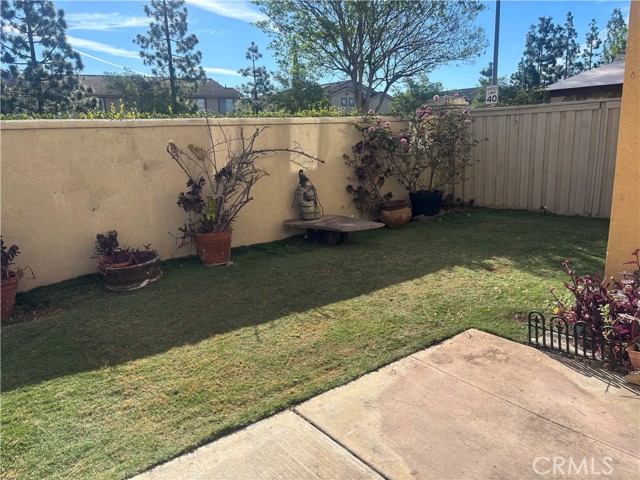 Detail Gallery Image 16 of 16 For 473 N Bloomberry #B,  Orange,  CA 92869 - 3 Beds | 2/1 Baths