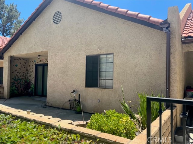 19080 Elm Drive, Apple Valley CA: https://media.crmls.org/medias/d7a88b64-d191-4962-9a73-70a17c83c1bd.jpg