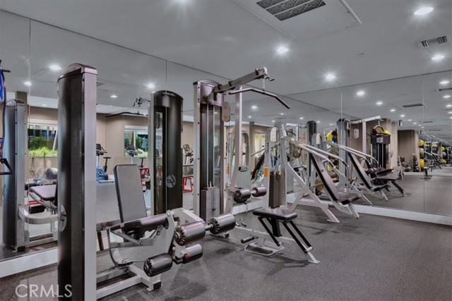 Image 67 of 75 For 300 4th Street 214