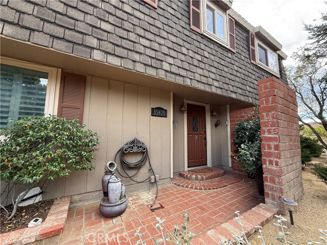 Detail Gallery Image 3 of 38 For 35870 Tierra Subida Ave, Palmdale,  CA 93551 - 4 Beds | 2/1 Baths