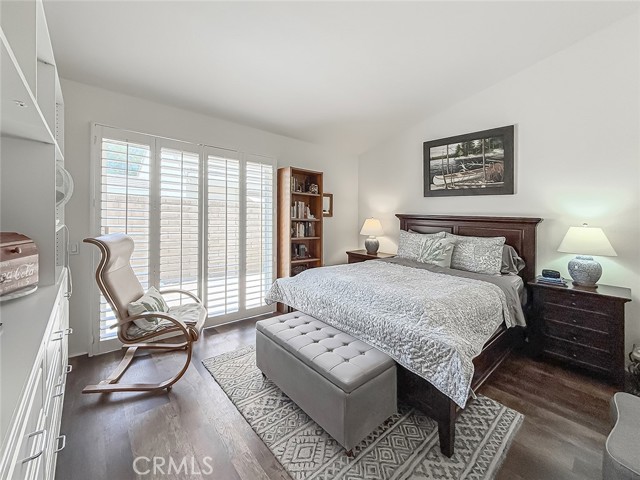 2037 Freesia Avenue, Simi Valley CA: https://media.crmls.org/medias/d7a92527-7751-447e-ac9a-ccc2cd8c9123.jpg