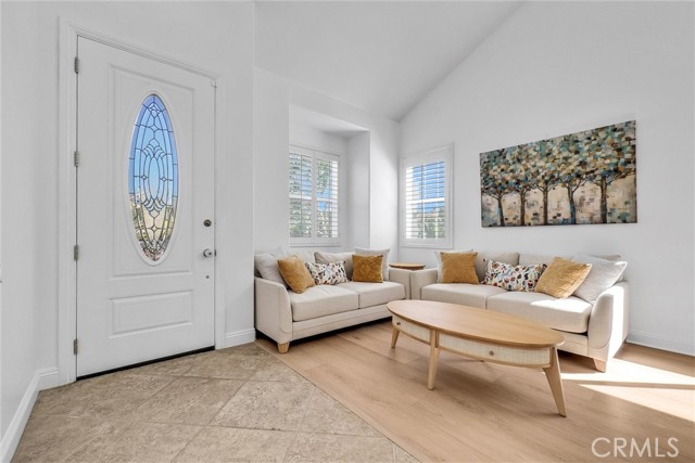 7059 E Monaco, Orange CA: https://media.crmls.org/medias/d7a95927-249e-4f8a-8ed5-40a99c786d4c.jpg