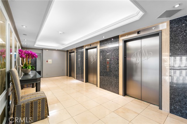 10660 Wilshire Boulevard, Los Angeles CA: https://media.crmls.org/medias/d7a9888f-c9ba-4485-83e6-768424186cef.jpg