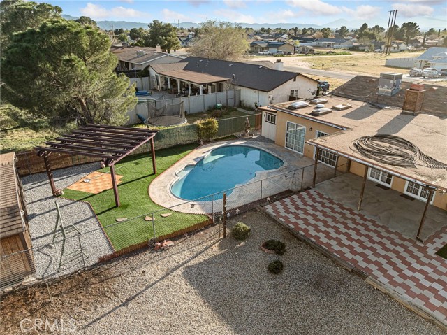 Detail Gallery Image 7 of 43 For 11935 Wapato Rd, Apple Valley,  CA 92308 - 4 Beds | 2 Baths