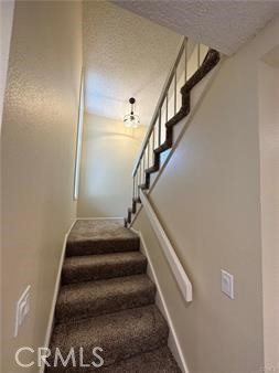 Detail Gallery Image 6 of 16 For 1155 Currier Ave, Simi Valley,  CA 93065 - 4 Beds | 3 Baths