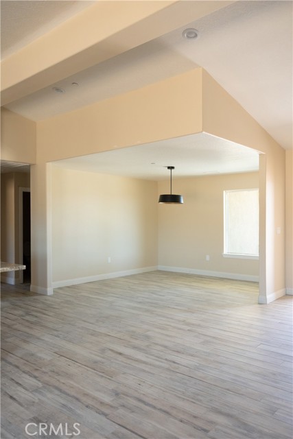 17963 Catalpa Street, Hesperia CA: https://media.crmls.org/medias/d7aa879a-c9be-43c2-b578-e0127475efd5.jpg