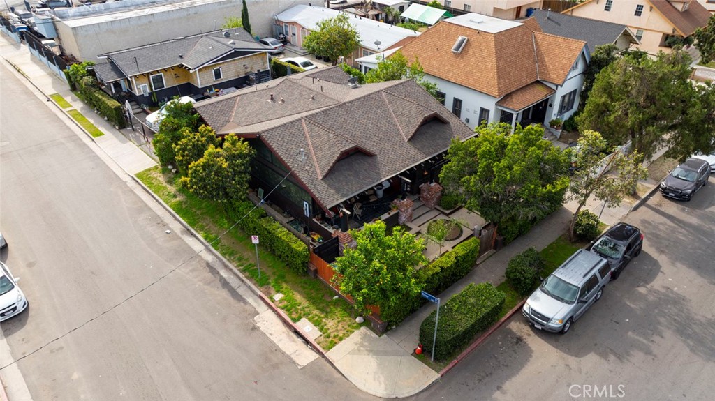 Duplex at 514 W River Street
