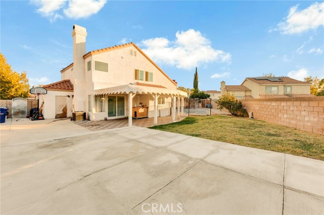 Detail Gallery Image 6 of 33 For 38151 Lido Dr, Palmdale,  CA 93552 - 3 Beds | 2/1 Baths