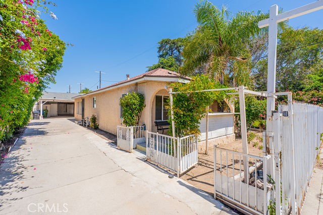 Detail Gallery Image 2 of 75 For 12555 Correnti St, Pacoima,  CA 91331 - 3 Beds | 2 Baths