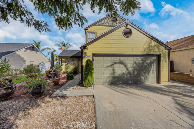 Detail Gallery Image 7 of 33 For 1907 Pepper Tree, Colton,  CA 92324 - 3 Beds | 2/1 Baths