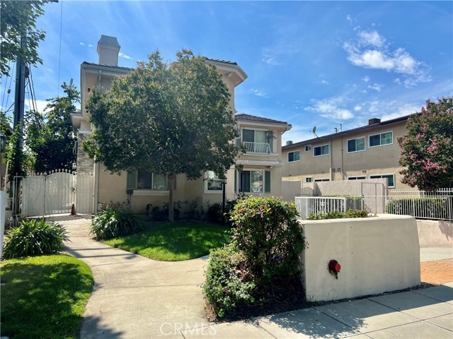 Detail Gallery Image 2 of 30 For 1118 W Huntington Dr #B,  Arcadia,  CA 91007 - 3 Beds | 2/1 Baths