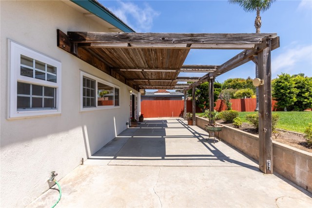Detail Gallery Image 43 of 44 For 1632 Nelson Avenue, Manhattan Beach,  CA 90266 - 4 Beds | 2/1 Baths