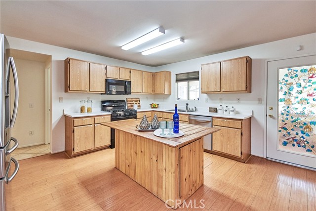 Detail Gallery Image 11 of 45 For 2345 Silver Star, Banning,  CA 92220 - 4 Beds | 3 Baths