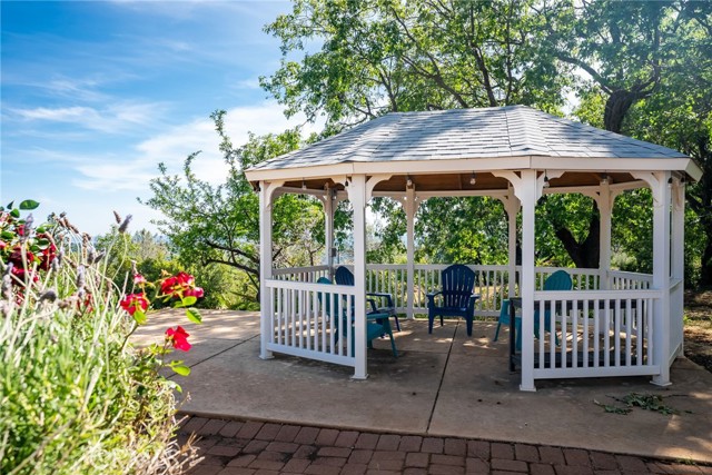 Image 36 of 50 For 4620 Wendlis Road