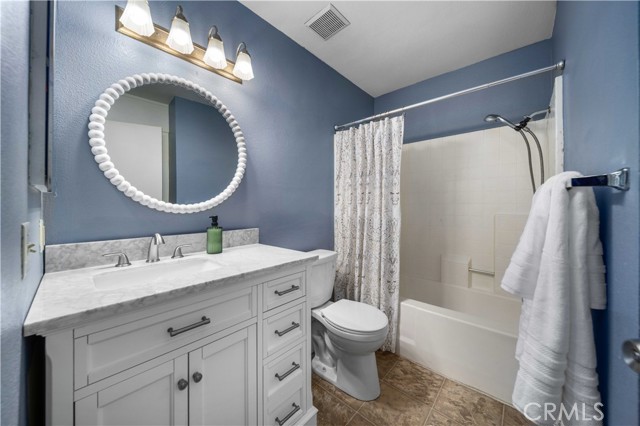 Detail Gallery Image 15 of 21 For 26972 Flo Ln #306,  Canyon Country,  CA 91351 - 3 Beds | 2 Baths