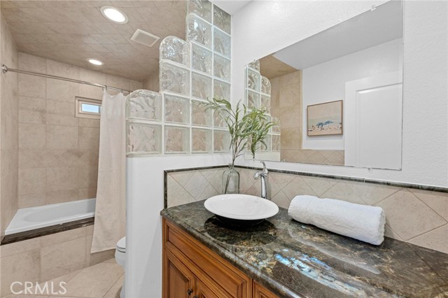 Detail Gallery Image 36 of 70 For 6722 Morning Tide Dr, Huntington Beach,  CA 92648 - 4 Beds | 2/1 Baths