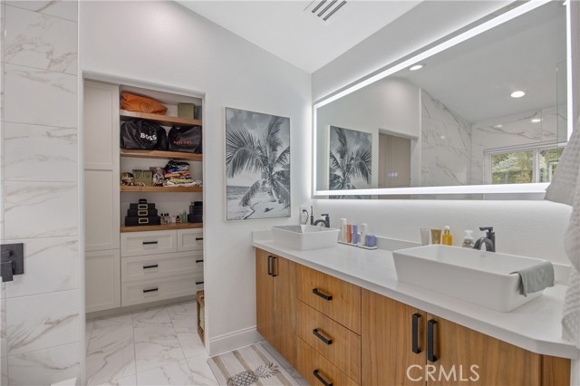 Detail Gallery Image 31 of 51 For 133 Concerto, Oak Park,  CA 91377 - 3 Beds | 3 Baths