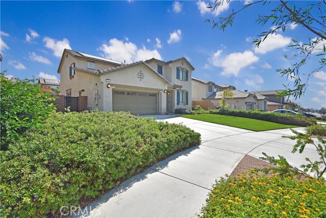 5375 Pine Leaf Ave, Fontana, CA 92336