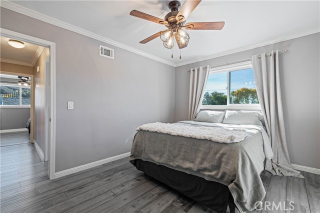 Detail Gallery Image 26 of 47 For 27933 Honeycomb Dr, Saugus,  CA 91350 - 4 Beds | 2/1 Baths