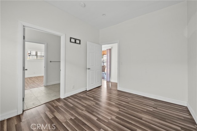 11440 Gothic Avenue, Granada Hills CA: https://media.crmls.org/medias/d7b036b7-566c-4700-a673-3ccdea532dbb.jpg