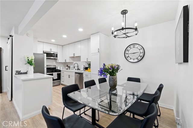 1001 W Macarthur Boulevard, Santa Ana CA: https://media.crmls.org/medias/d7b10712-2f36-463b-a329-bfd288f177a7.jpg
