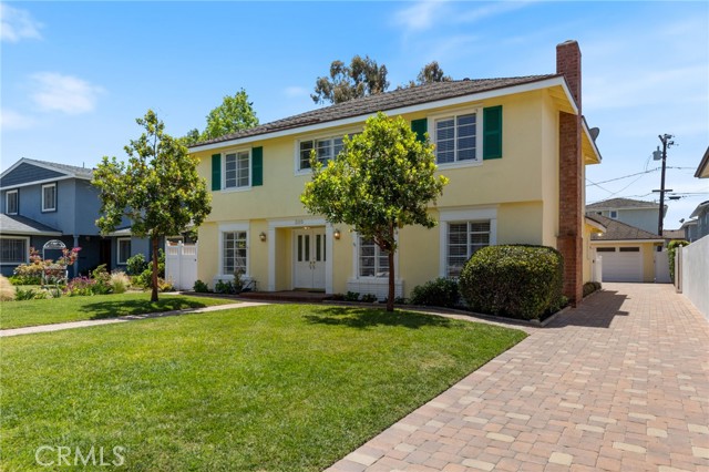 Detail Gallery Image 1 of 49 For 305 Robin Hood Ln, Costa Mesa,  CA 92627 - 5 Beds | 2/2 Baths