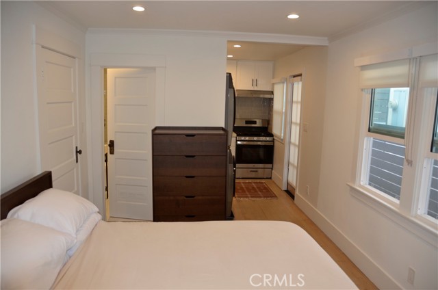 Detail Gallery Image 14 of 18 For 830 Monterey, Hermosa Beach,  CA 90254 - 1 Beds | 1 Baths