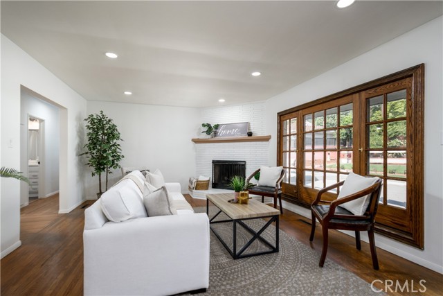 Image 11 of 34 For 8150 Ocean View Avenue