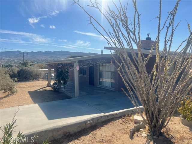 Detail Gallery Image 1 of 18 For 6124 El Reposo St, Joshua Tree,  CA 92252 - 2 Beds | 1 Baths