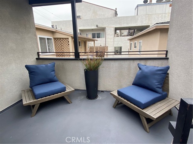 Detail Gallery Image 16 of 16 For 350 Hermosa Ave #6,  Hermosa Beach,  CA 90254 - 1 Beds | 1 Baths