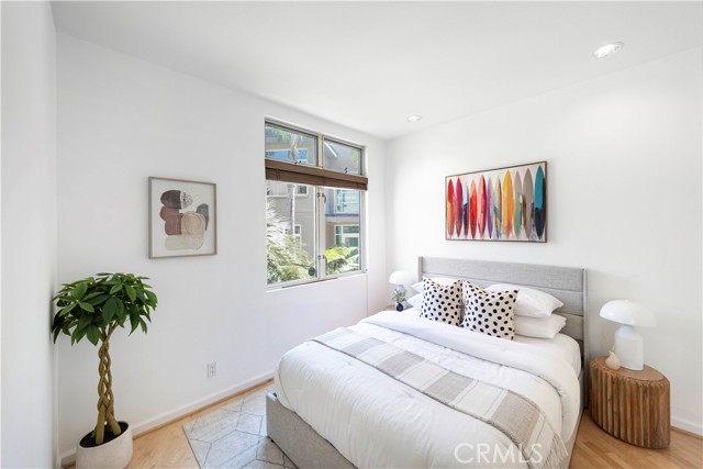 Detail Gallery Image 22 of 43 For 1569 N Coast #3,  Laguna Beach,  CA 92651 - 2 Beds | 2 Baths