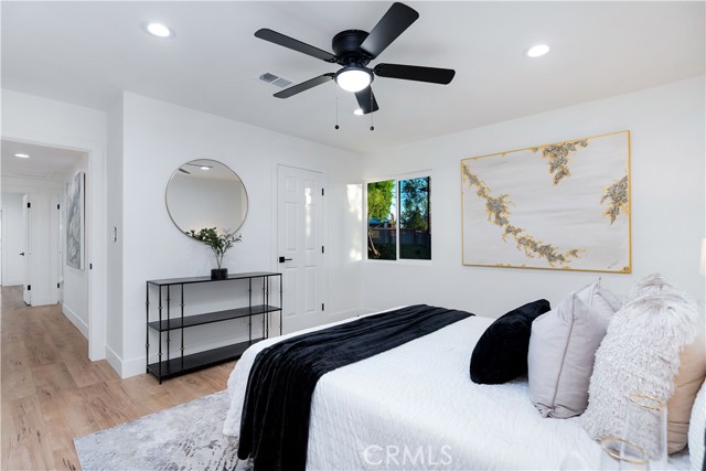 Detail Gallery Image 33 of 39 For 1061 Colby Cir, Thousand Oaks,  CA 91362 - 4 Beds | 3 Baths