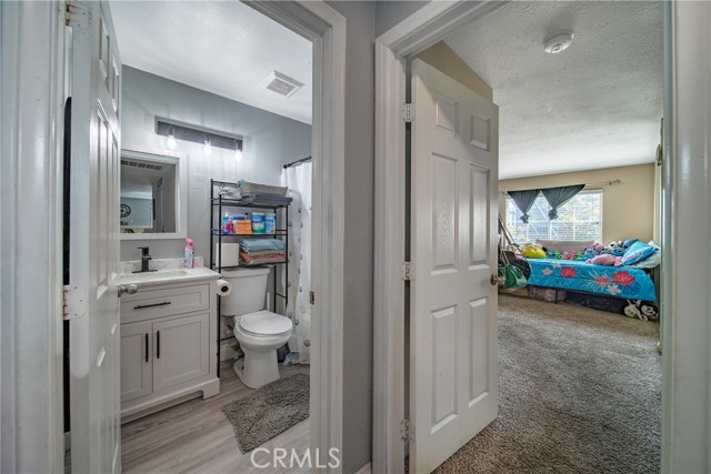 Detail Gallery Image 10 of 15 For 25035 Brodiaea Ave, Moreno Valley,  CA 92553 - 3 Beds | 2 Baths