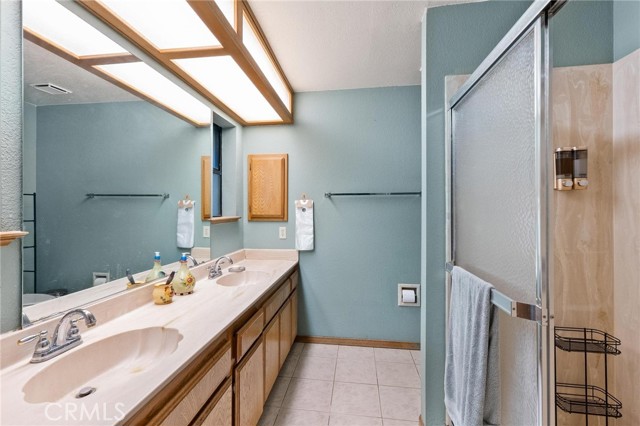 Detail Gallery Image 16 of 19 For 2390 Trinity Rd, Pinon Hills,  CA 92372 - 3 Beds | 2 Baths