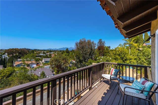 26811 Via Matador, Mission Viejo CA: https://media.crmls.org/medias/d7b54e91-05ca-4f6f-91a0-b30da251d90d.jpg