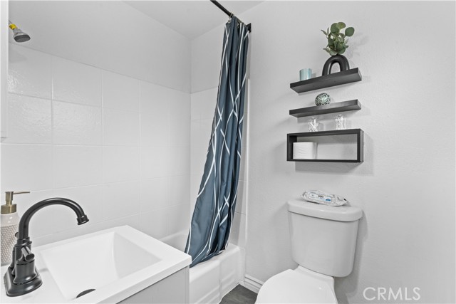 Detail Gallery Image 12 of 32 For 855 W 29th St, San Bernardino,  CA 92405 - 3 Beds | 2 Baths