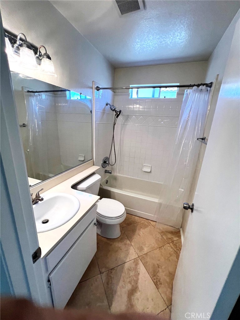 5146 Maplewood - photo 13