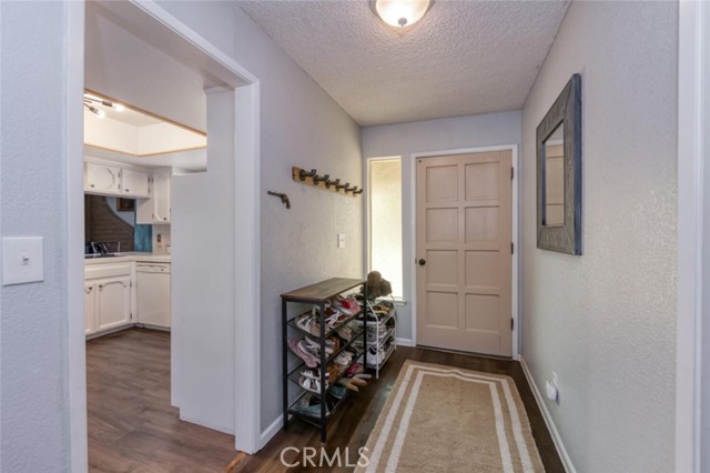 Detail Gallery Image 3 of 43 For 22630 Stagecoach Ln, Clovis,  CA 93619 - 4 Beds | 2 Baths