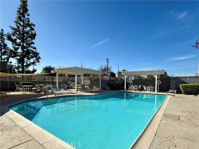 Detail Gallery Image 28 of 31 For 1641 Dimas Ct, Azusa,  CA 91702 - 2 Beds | 2/1 Baths