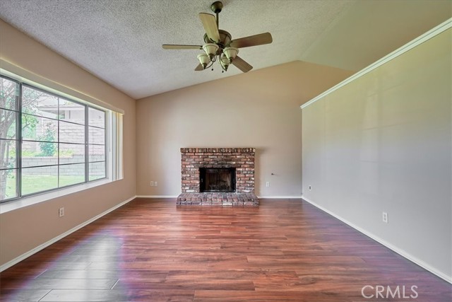 Detail Gallery Image 9 of 35 For 4846 Ainsworth Pl, Riverside,  CA 92504 - 3 Beds | 2 Baths