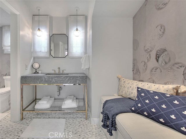 Detail Gallery Image 18 of 59 For 5590 E the Toledo, Long Beach,  CA 90803 - 4 Beds | 4 Baths