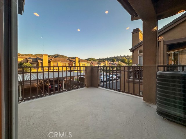1012 S Country Glen Way, Anaheim CA: https://media.crmls.org/medias/d7b83b78-8974-409b-8fab-9b77275c8b10.jpg