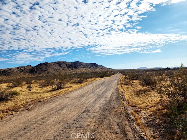 Detail Gallery Image 3 of 3 For 0 Morro Rd, Apple Valley,  CA 92307 - – Beds | – Baths