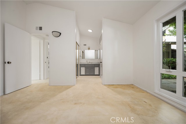 Image 13 of 27 For 390 Peralta Avenue