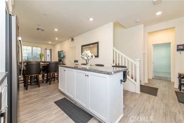 Detail Gallery Image 3 of 46 For 832 Mandarin, Upland,  CA 91786 - 4 Beds | 3 Baths