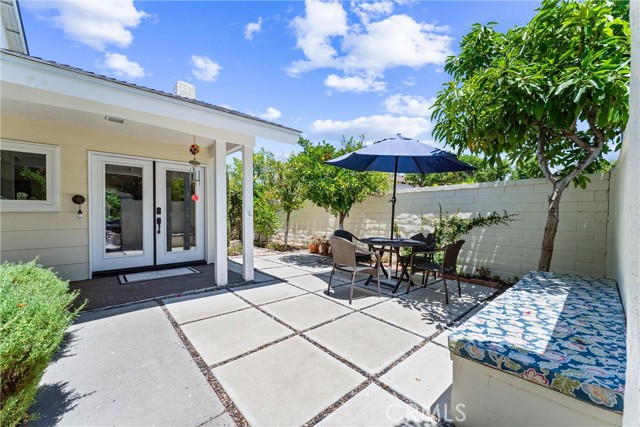 27231 Eastridge Drive, Lake Forest CA: https://media.crmls.org/medias/d7b94ddd-ad4e-4bb1-831c-dd138fa38aa7.jpg